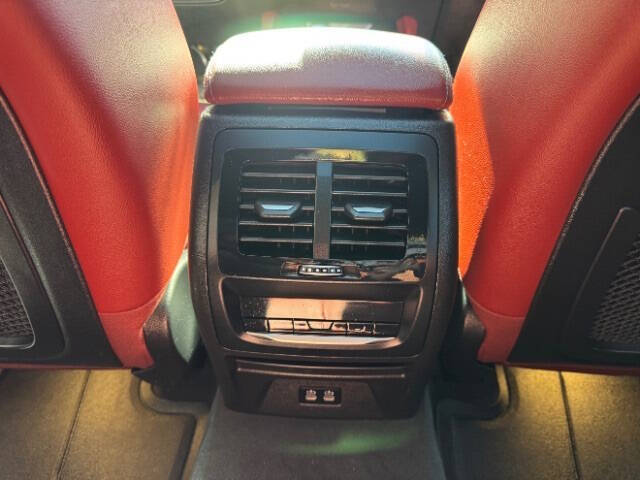 2024 BMW X4 xDrive30i