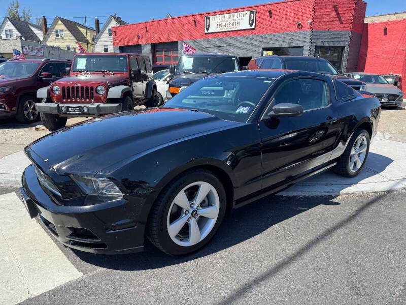 2013 Ford Mustang V6