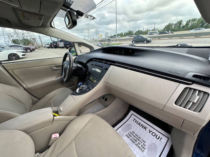 2011 Toyota Prius Two