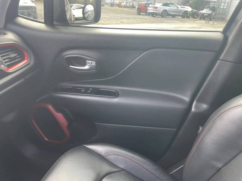 2020 Jeep Renegade Trailhawk