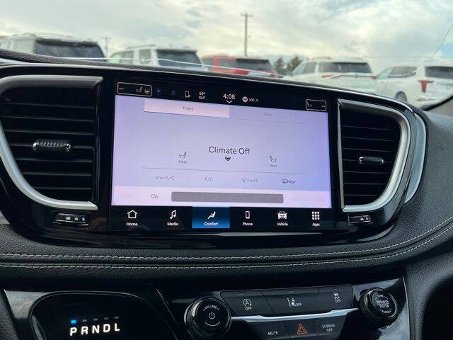 2022 Chrysler Pacifica Touring
