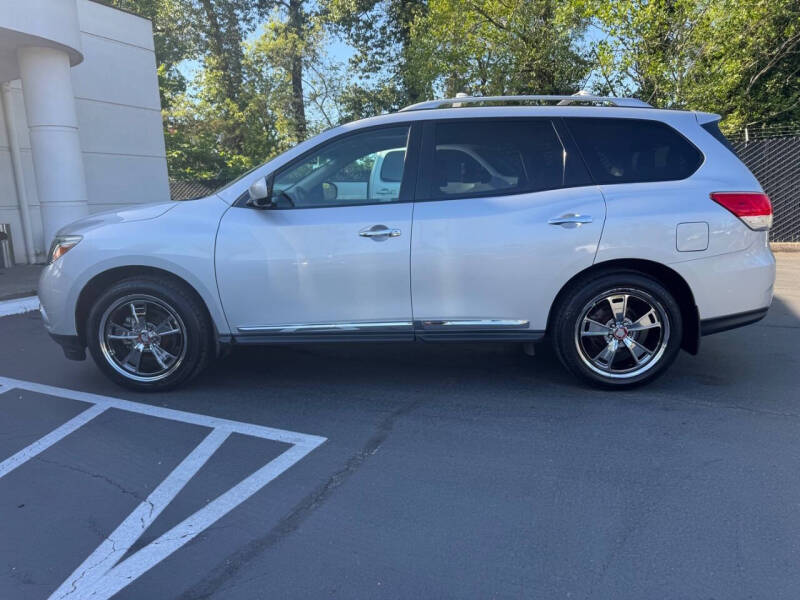 2015 Nissan Pathfinder Platinum