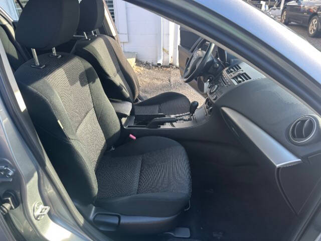 2013 Mazda MAZDA3 i SV