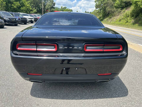 2016 Dodge Challenger SXT