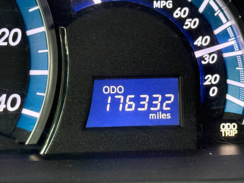 2012 Toyota Camry Hybrid LE