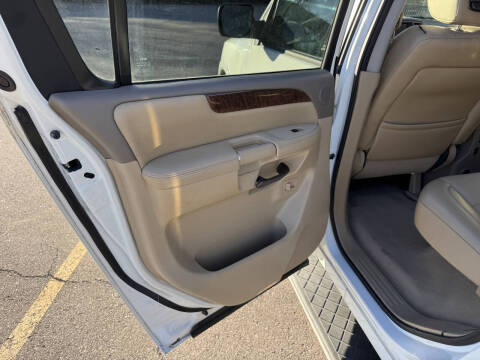 2013 Nissan Armada Platinum