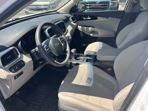 2019 Kia Sorento LX V6