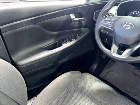 2021 Hyundai Santa Fe SE