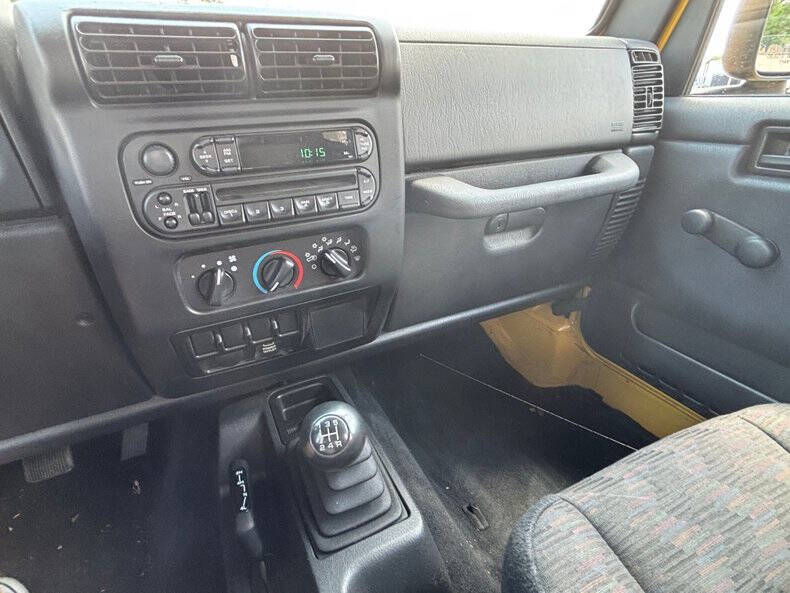 2004 Jeep Wrangler X