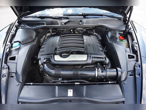 2014 Porsche Cayenne Platinum