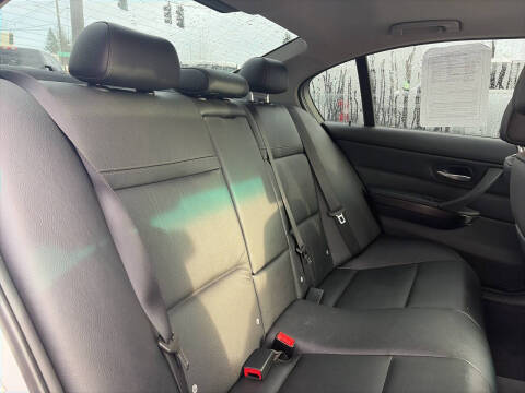 2011 BMW 3 Series 335i