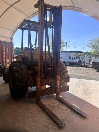 1999 Case IH  586E