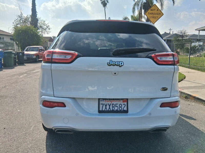 2017 Jeep Cherokee Overland