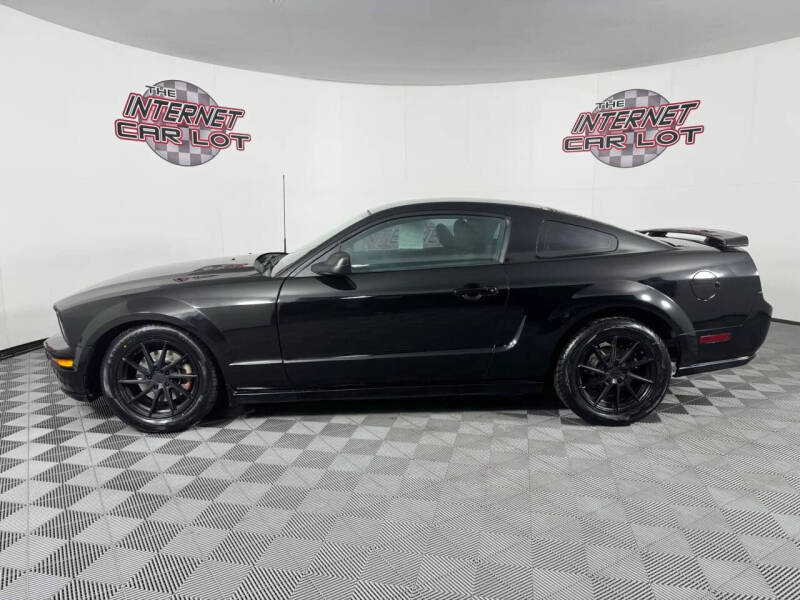 2006 Ford Mustang GT Deluxe