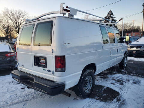 2013 Ford E-Series E-350 SD
