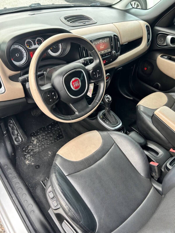 2015 FIAT 500L Lounge photo 6