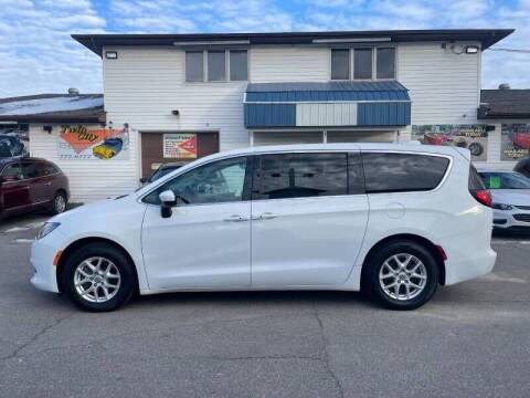 2017 Chrysler Pacifica for sale at Twin City Motors in Grand Forks ND