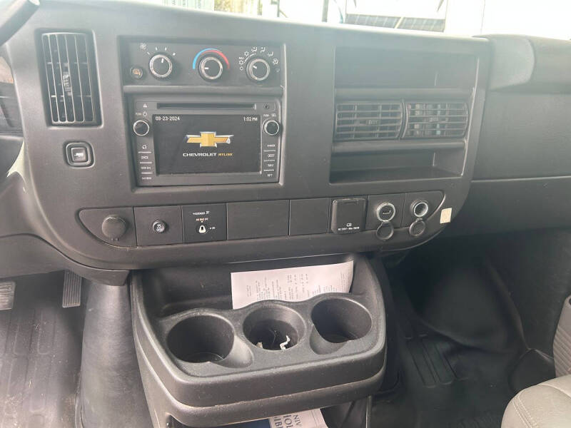 2017 Chevrolet Express 2500