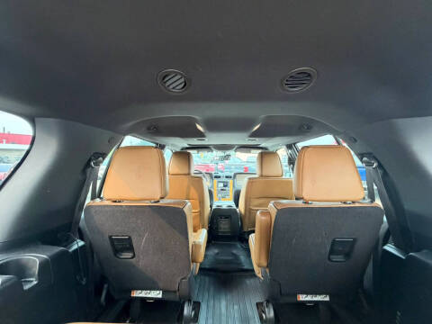 2014 Lincoln Navigator L