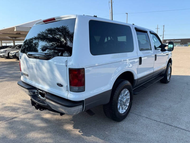2005 Ford Excursion XLT