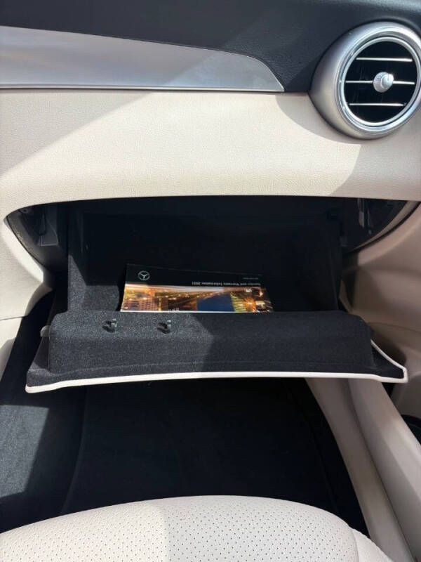 2021 Mercedes-Benz GLC GLC 300