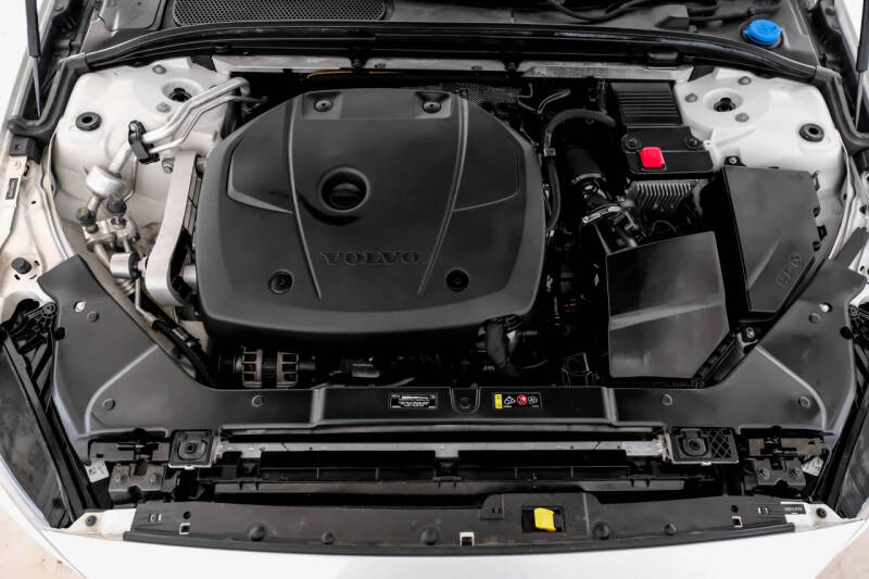 2020 Volvo S60 T5 Momentum