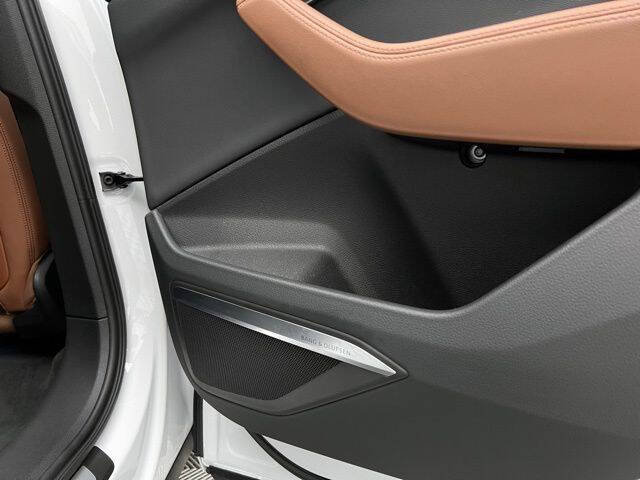 2021 Audi e-tron quattro Premium Plus