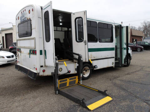 2008 Ford E-Series E-450 SD