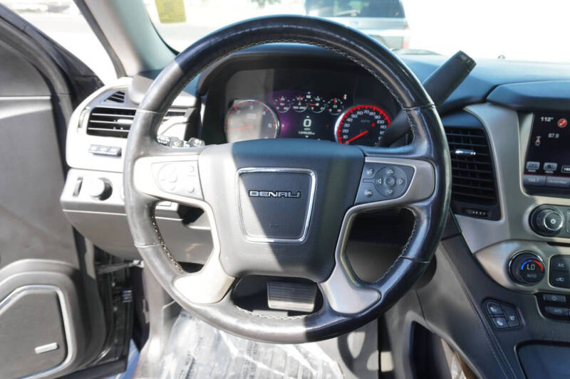2016 GMC Yukon XL Denali