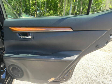2013 Lexus ES 300h