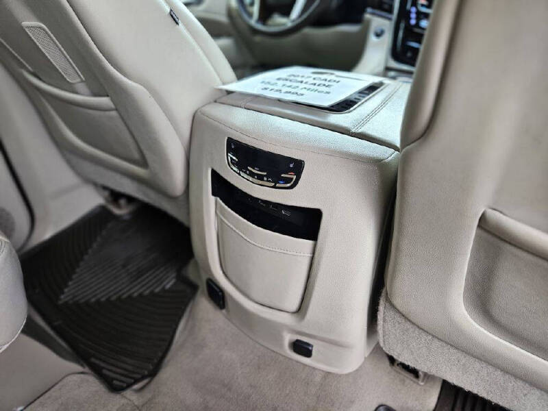 2017 Cadillac Escalade Premium Luxury