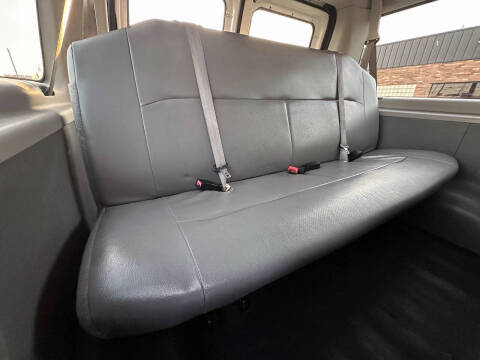 2014 Ford E-Series E-350 SD XL