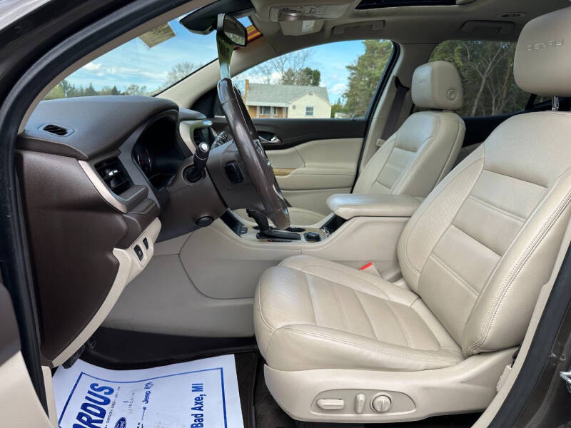 2019 GMC Acadia Denali