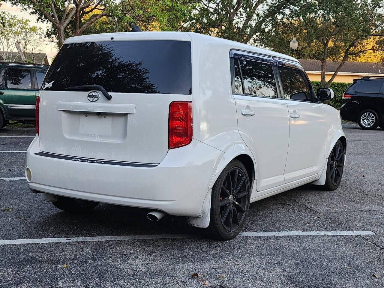 2009 TOYOTA SCION xB SUV / Crossover - $6,995