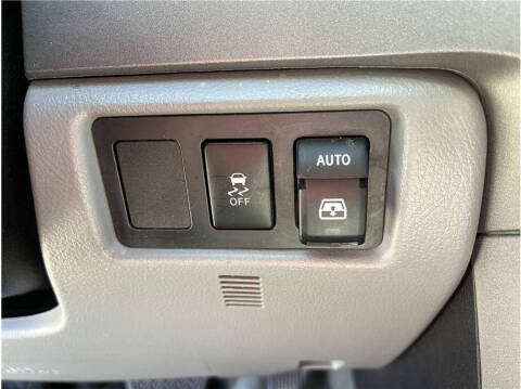 2016 Toyota Sequoia SR5