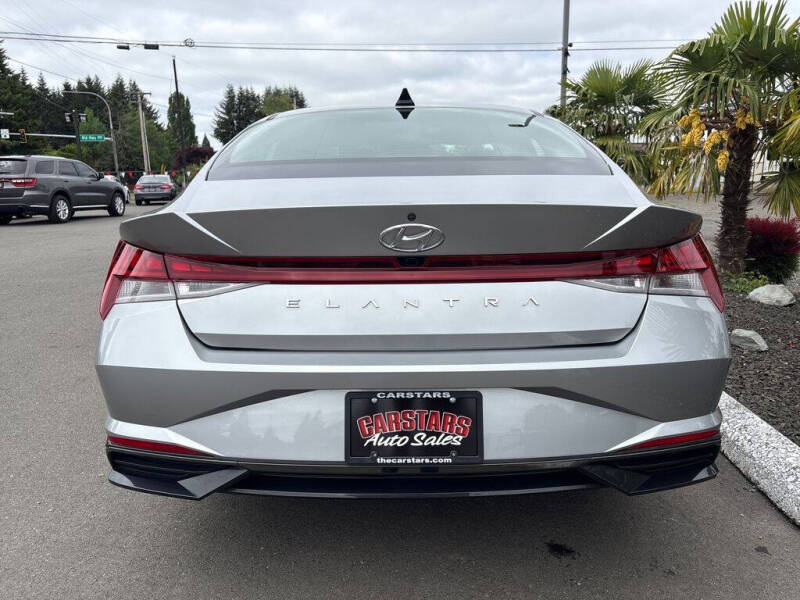 2022 Hyundai Elantra