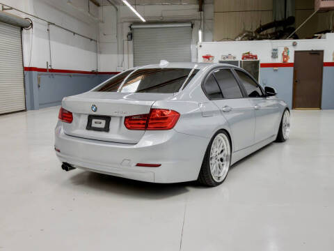 2012 BMW 3 Series 328i
