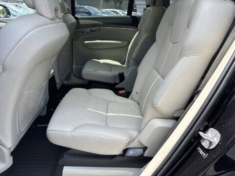 2023 Volvo XC90 Recharge T8 Plus Bright Theme 6P