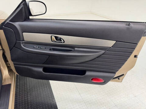 2005 Ford Thunderbird Deluxe