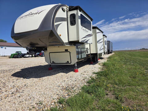 2017 Forest River Cardinal Luxury