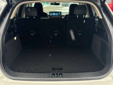 2022 Lincoln Nautilus Standard