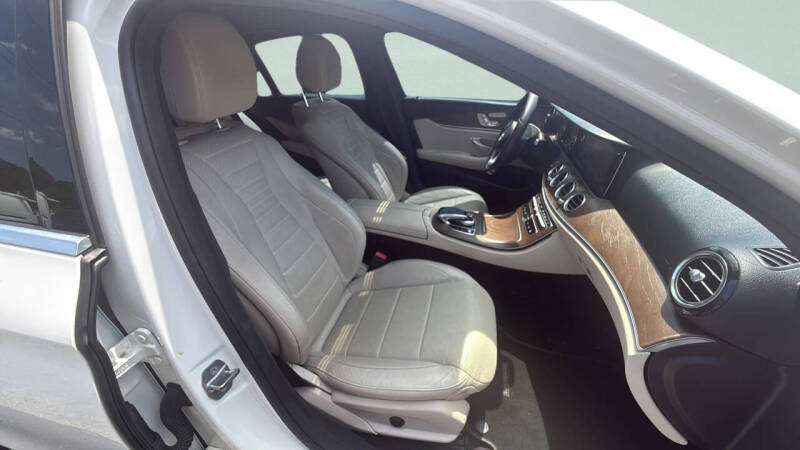 2018 Mercedes-Benz E-Class E 300