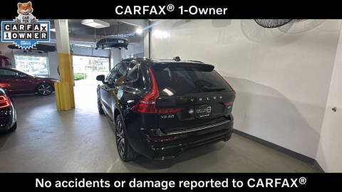 2024 Volvo XC60 B5 Plus Dark Theme