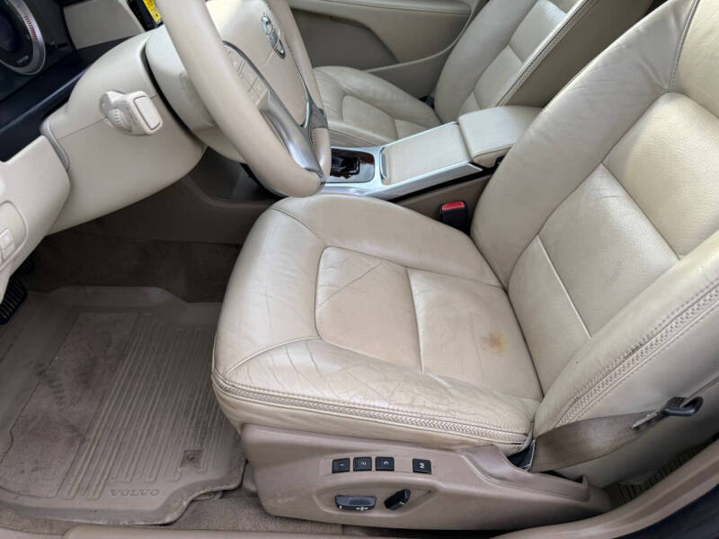 2013 Volvo XC70 3.2 Premier Plus