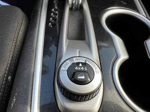 2020 Nissan Pathfinder SV