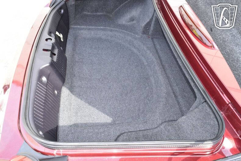 2004 Ford Thunderbird Deluxe