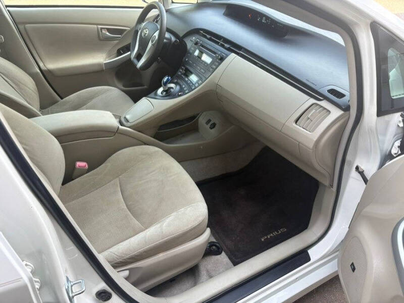 2011 Toyota Prius One
