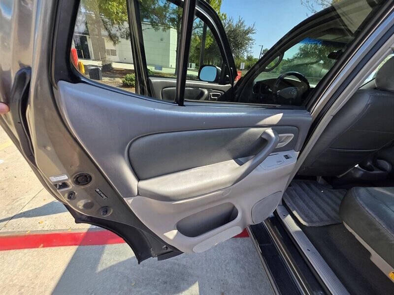 2006 Toyota Sequoia SR5