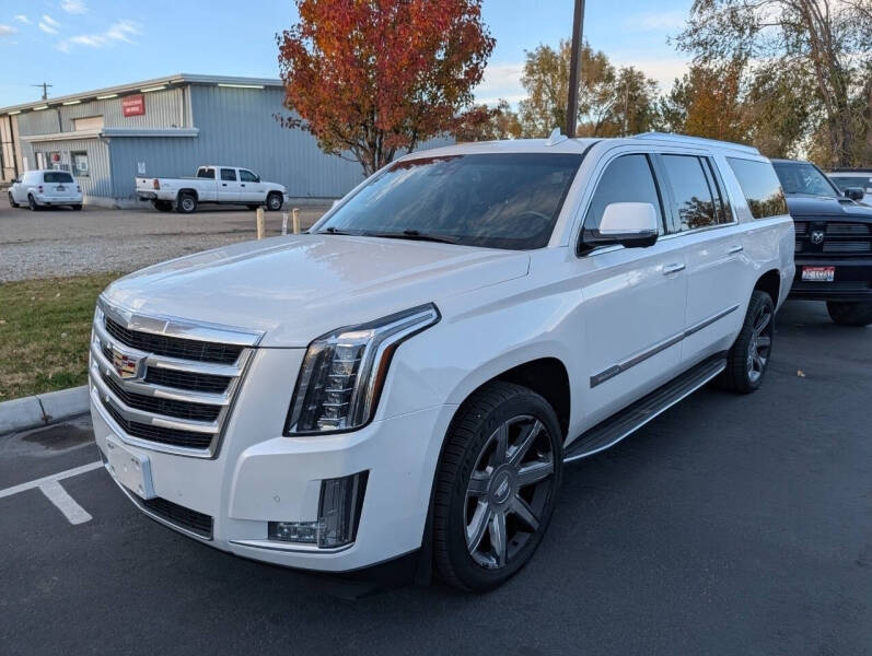 2016 Cadillac Escalade ESV Luxury Collection