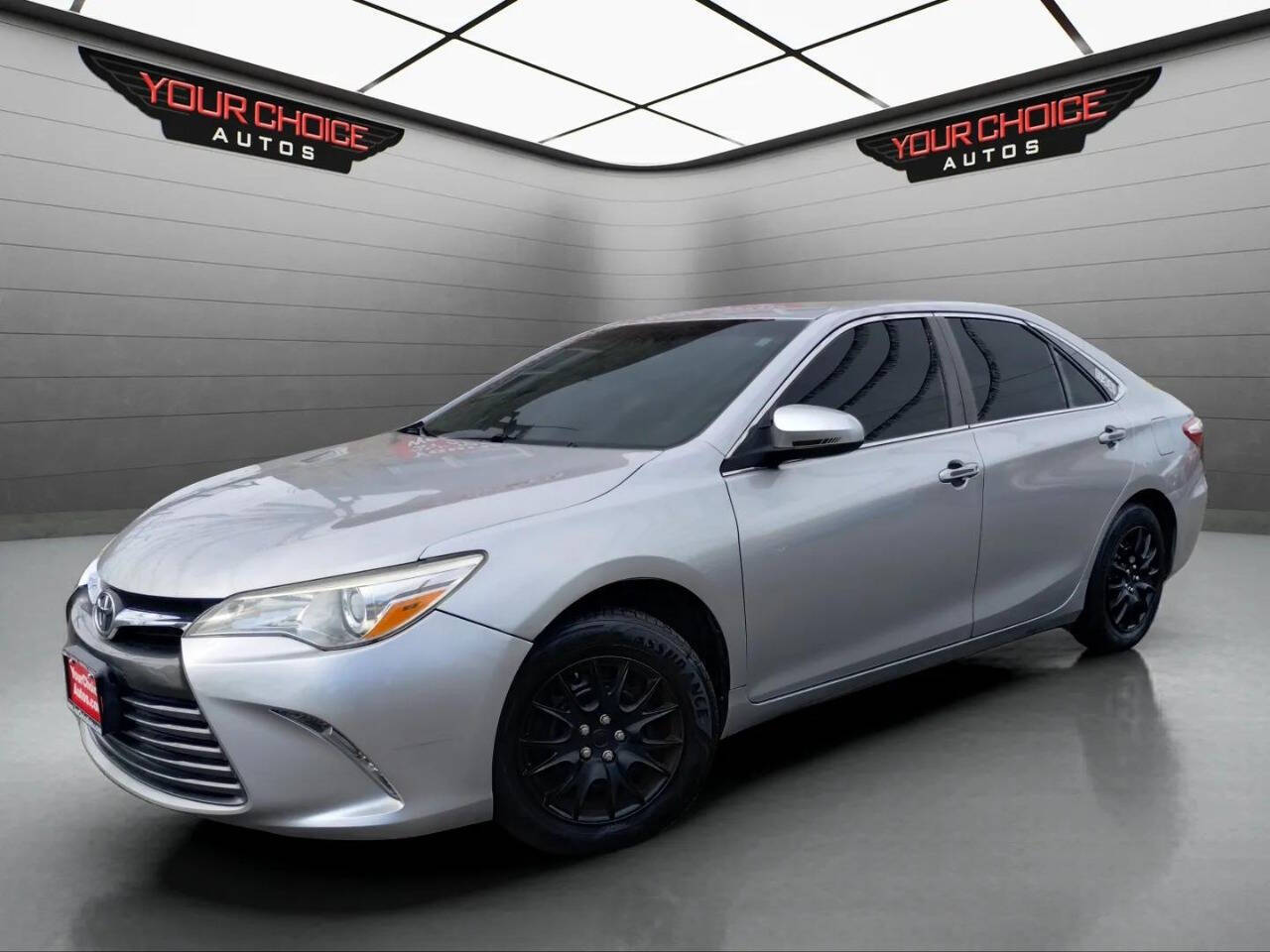 2015 Toyota Camry LE 4dr Sedan's photo